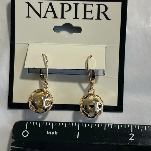Napier Pickleball Drop Earrings - Gold toned- NWT - Picture 6 of 9